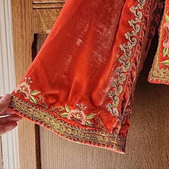 Chasing Unicorns Dark Horse Velvet Jacket - Picture 7 of 12